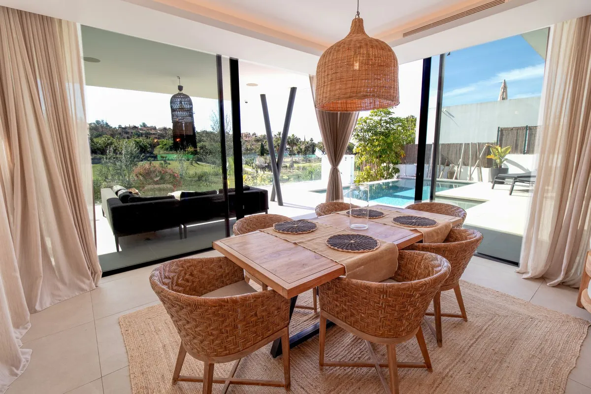 c63a1654-298f-4278-b465-184399dbd16b