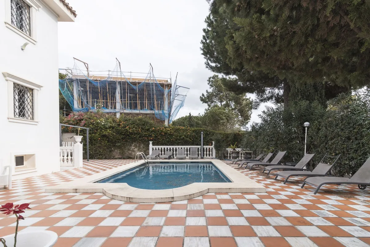 1065e4bd-a368-49eb-8825-c62d4ee3db51