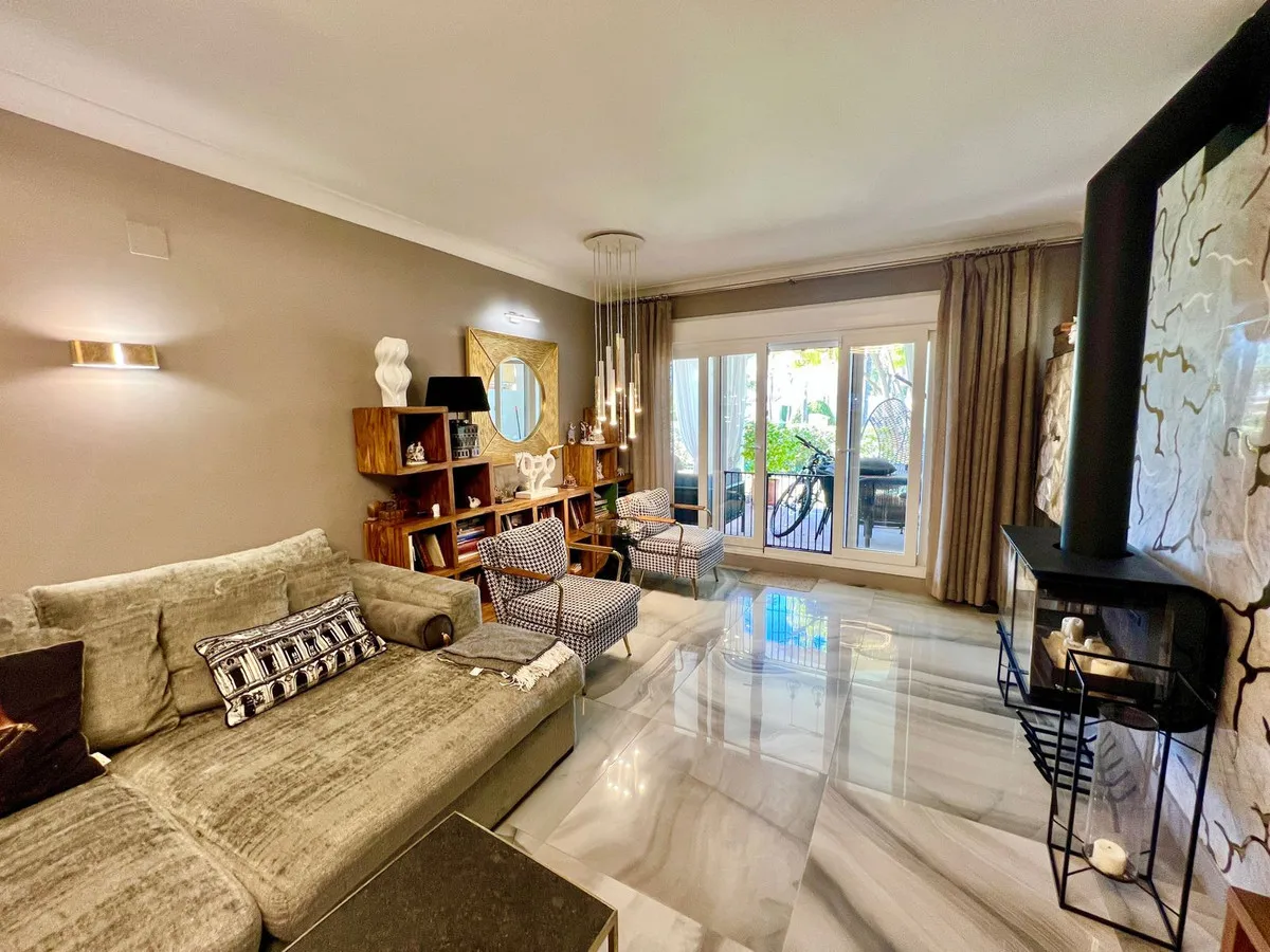 16ae02ad-6eca-45d3-86f9-6ac219d02e2f