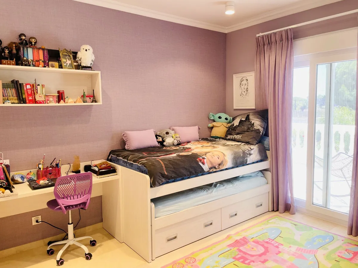 3b925848-3bb2-473c-b25b-0dc696819d93