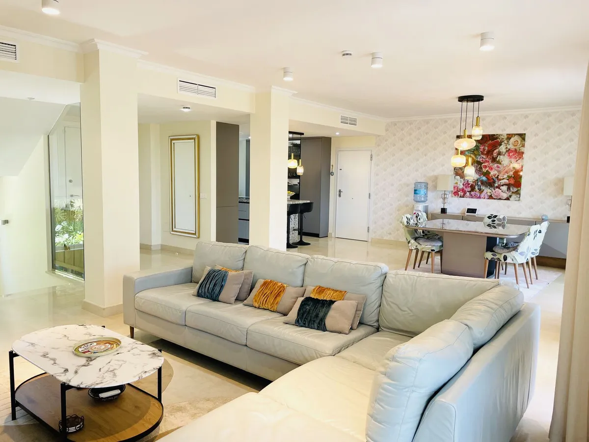 db69b02b-4ad9-49a3-88a0-87f9076e3a87