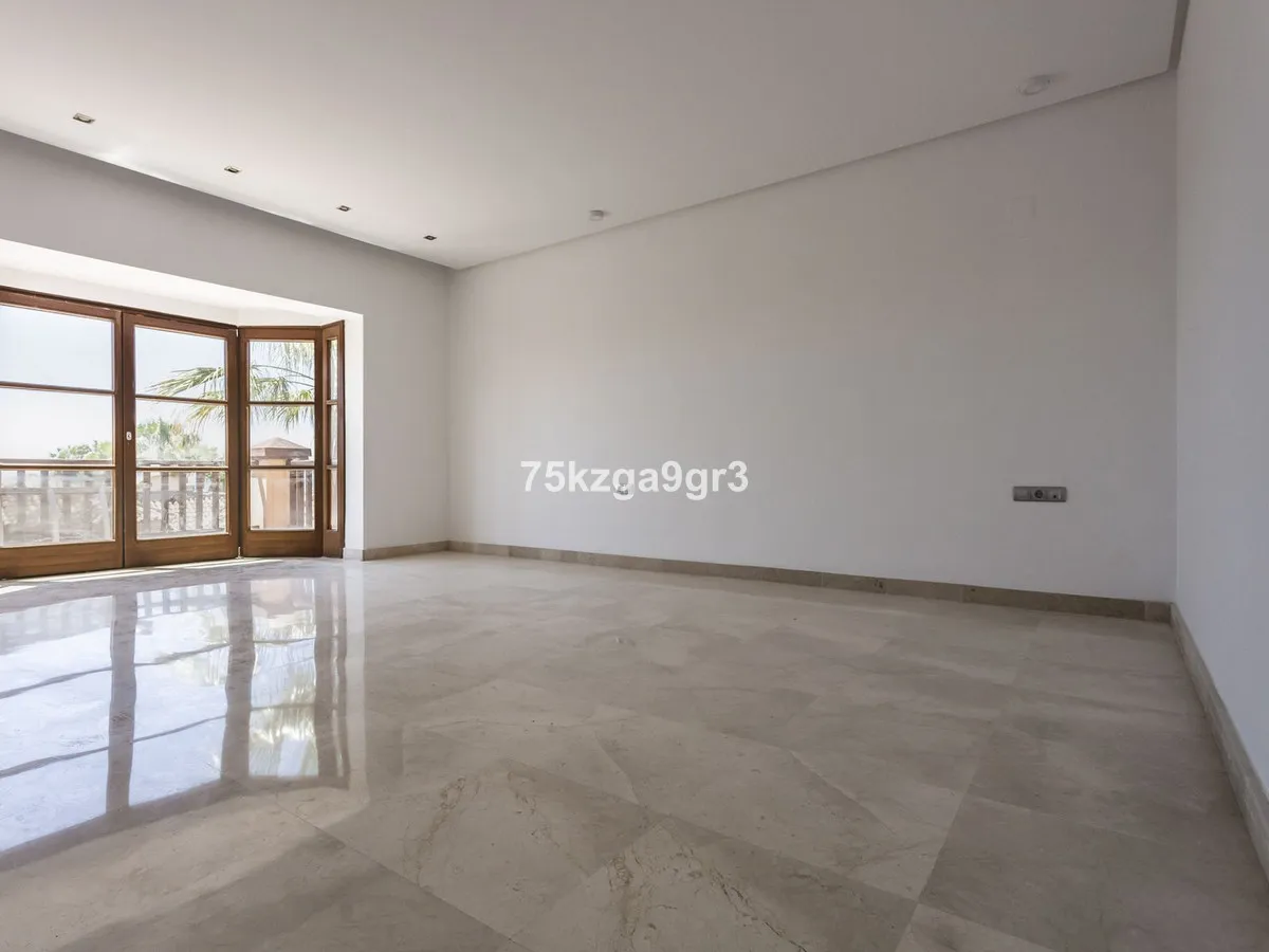 284f0c18-f85d-4a36-a2cb-6e6a96e11e84