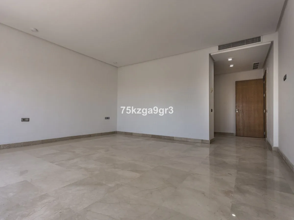 6a1dd696-07c2-4235-acac-022441e29dc2