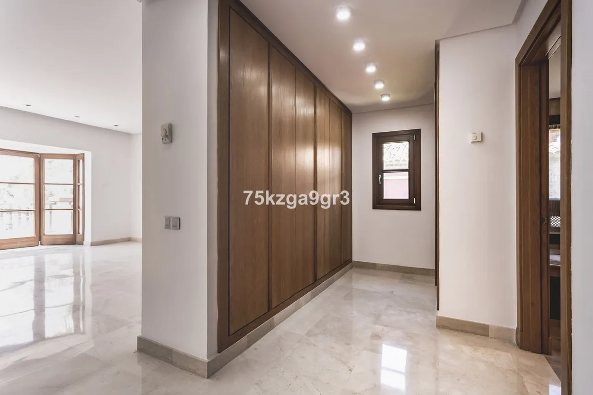 774e9009-a05a-4d16-9779-3633e51fa37d