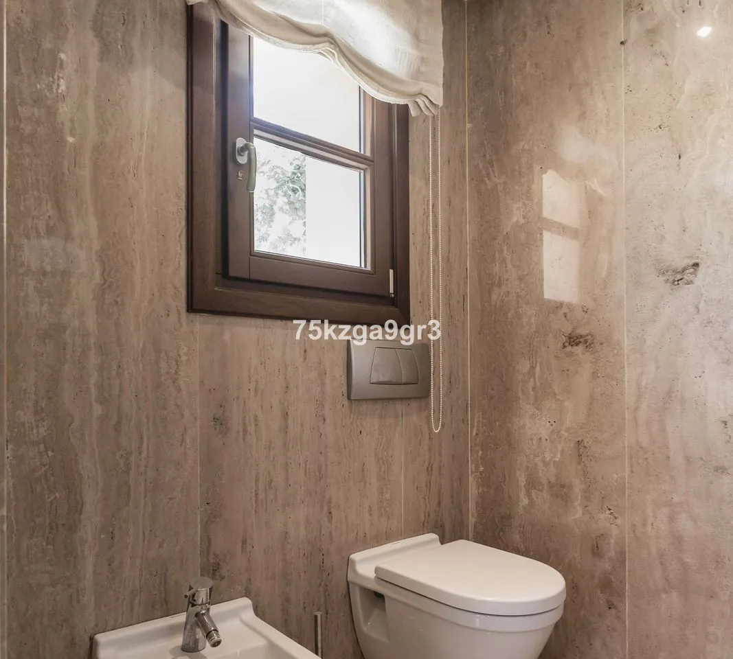 7b25ba17-9bc6-4e17-bb26-2d2a384fecb4