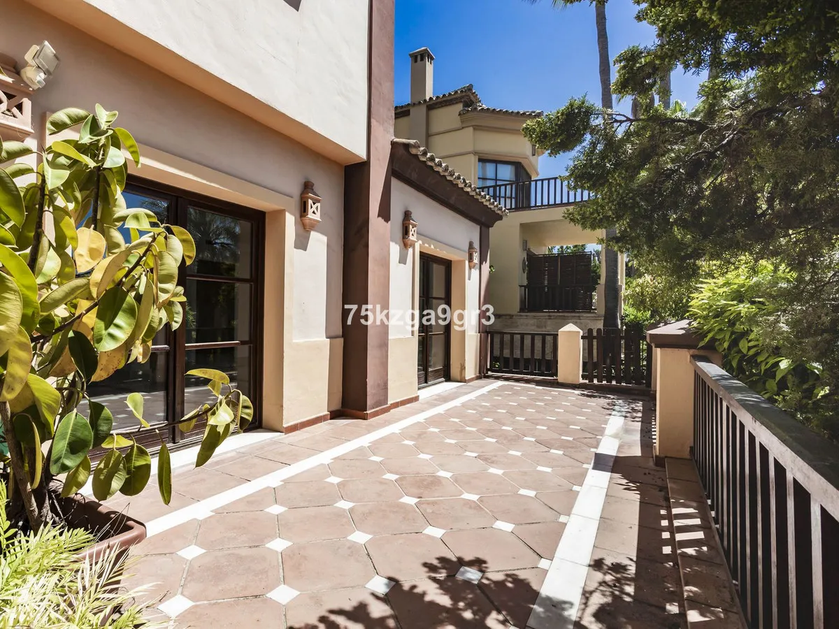 904c297f-eee7-4b22-8c36-4eb59c213488