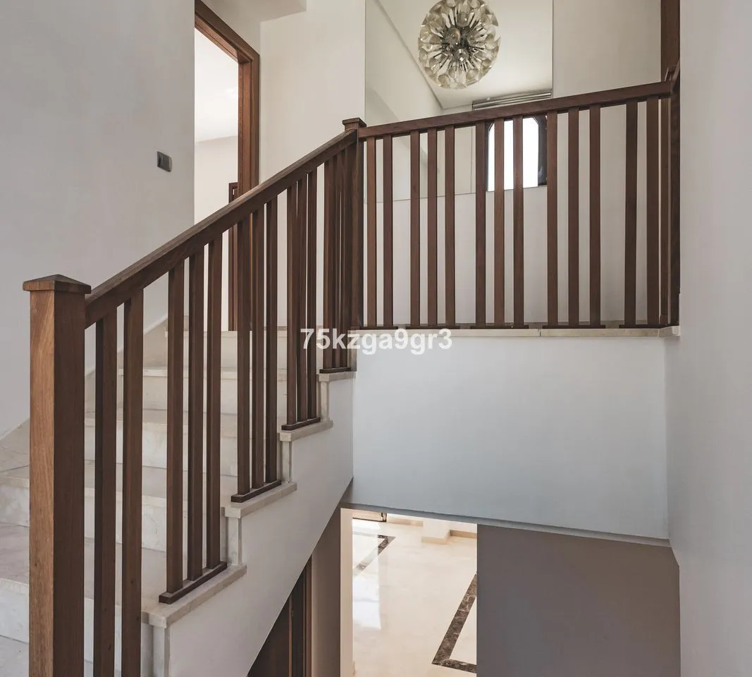 aeadca45-01c0-497a-8c1a-50725a9da75a