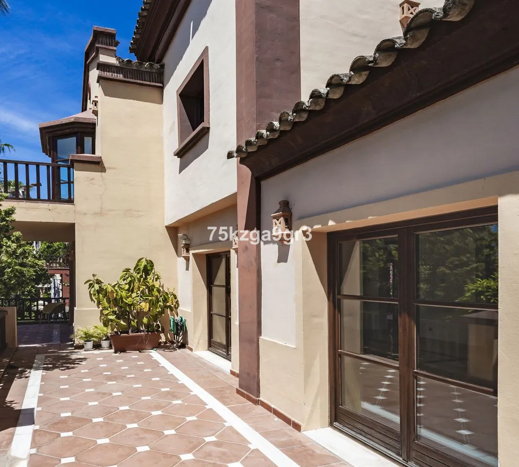 e85782b6-df02-46c6-b16c-f30443f132f5