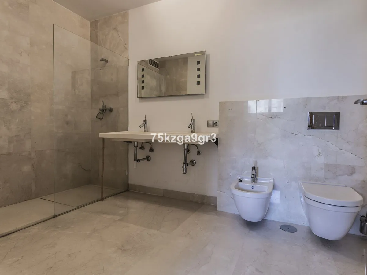 efb56820-fdd2-4bc0-8d16-5afa78299fc9