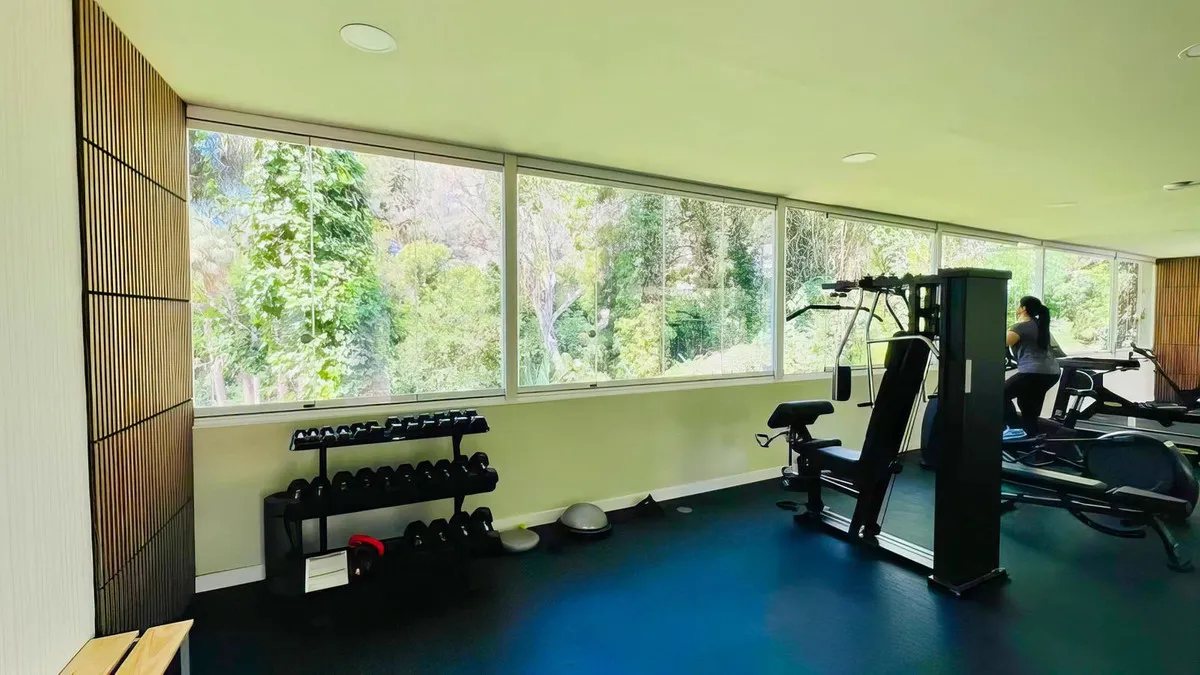 a8f9198d-256d-4971-8089-5ec205fce772