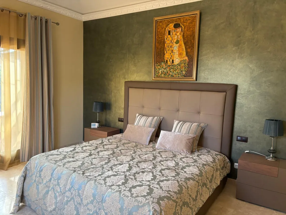 d2f9103b-63dd-4901-8c19-812aeeb8135c