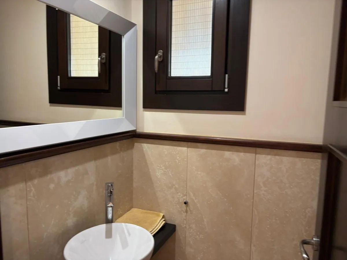 f86a2663-a639-48bc-acd5-89485310191e