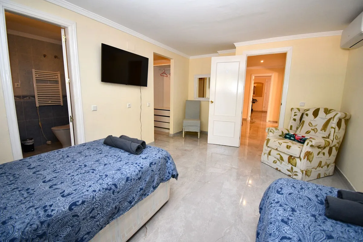 1ad5f5a1-f3a0-4ffb-98b2-ee9a43c645c5