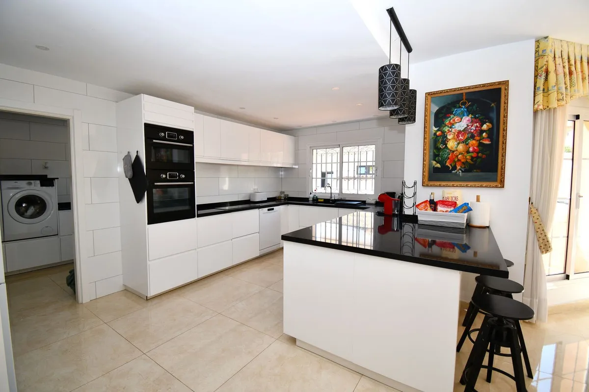 46c33aae-3aca-4471-9dee-aa9d2cbb0ce6