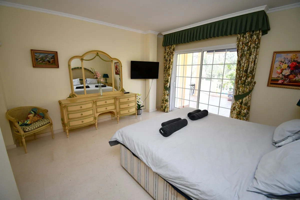 56104e45-6d31-40fb-ad4a-fadb05c04e1b