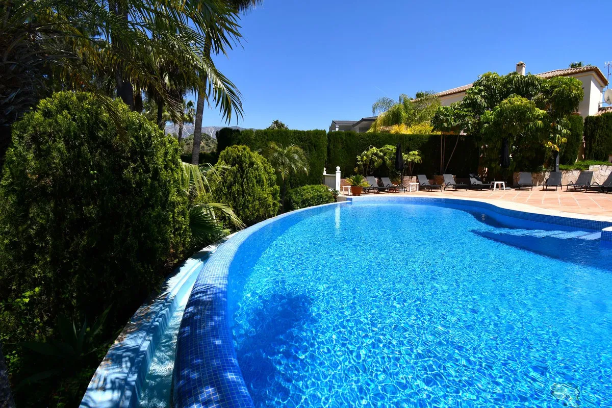 564eacb5-465b-4703-950c-699b6fbaf34a