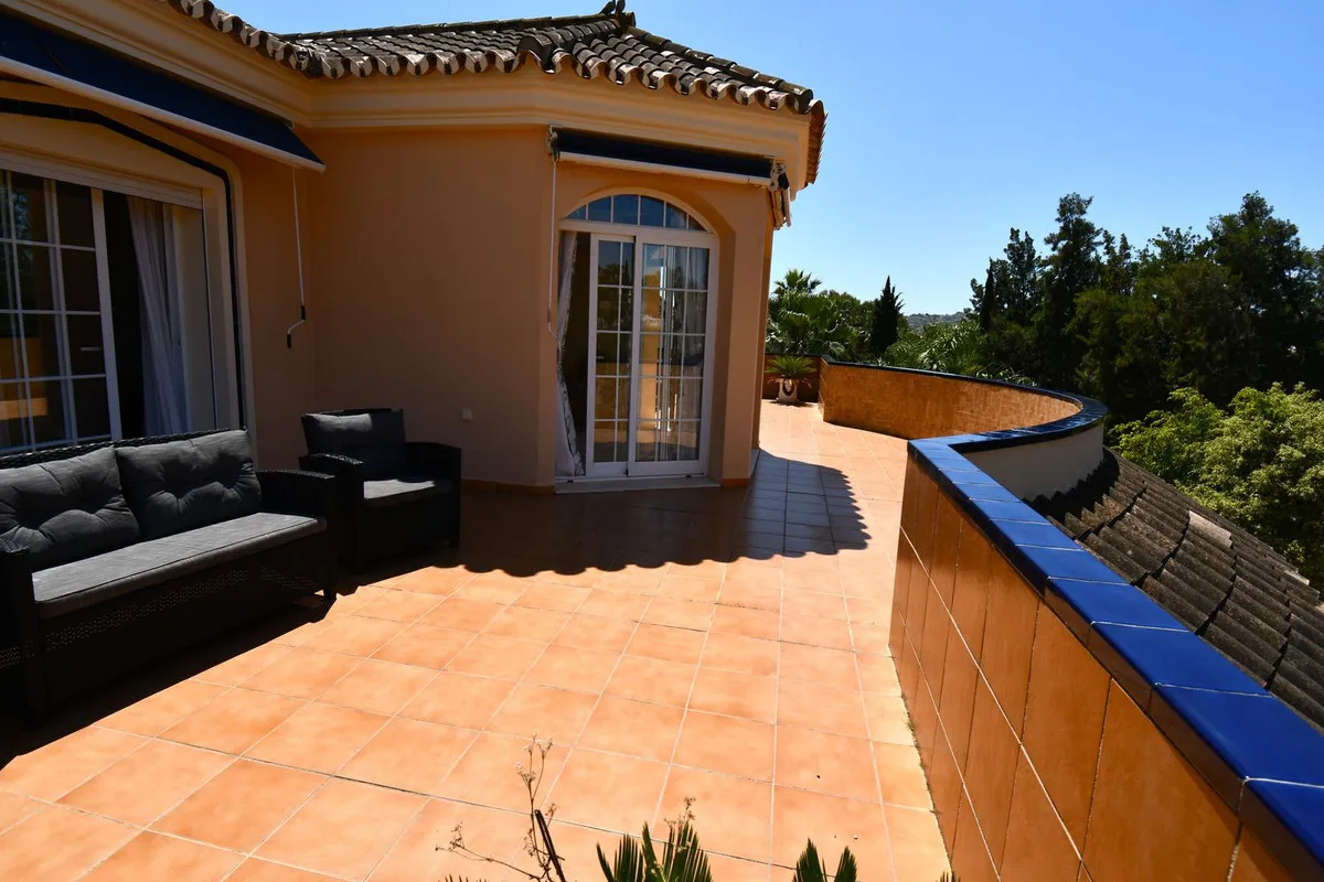 6c1c1187-56af-4d74-a238-07c44f7ac88e