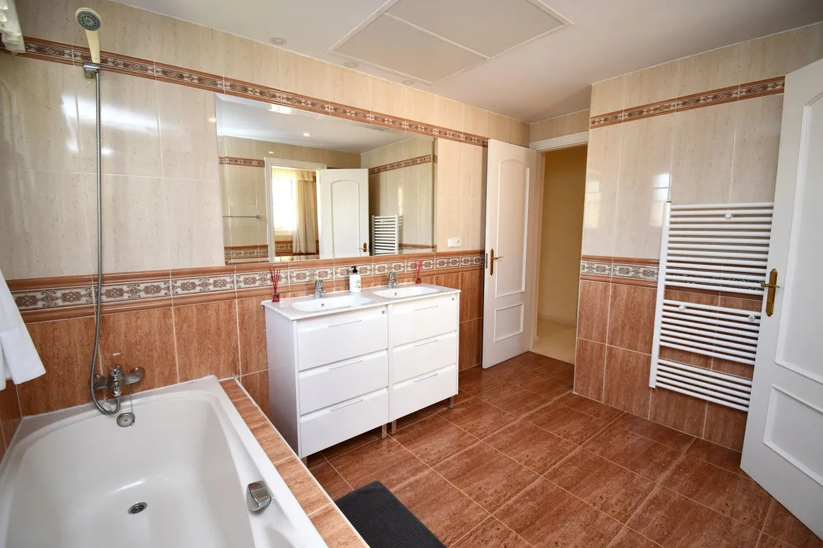 71115320-6841-4f9c-b7e0-48af101082ac