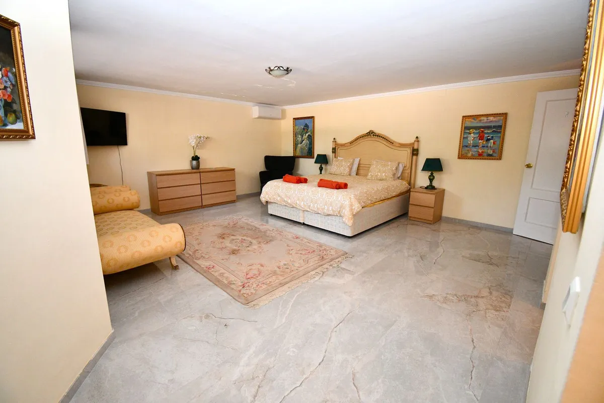 9f2819cf-86e0-4154-a601-f34f3f249fc3