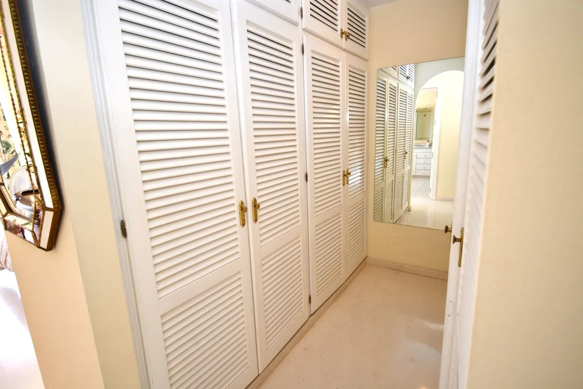 a4568daf-a9f0-40af-8d2c-e29d3012904c