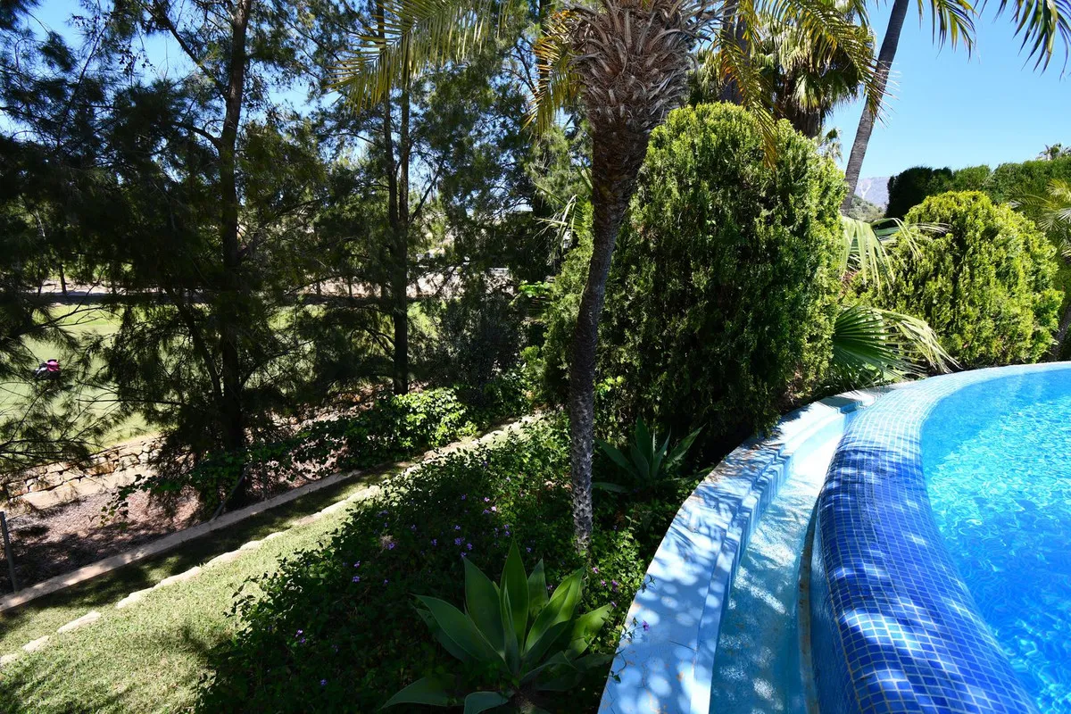 aef78a2b-b86f-4fd0-9e6c-874576a300c1