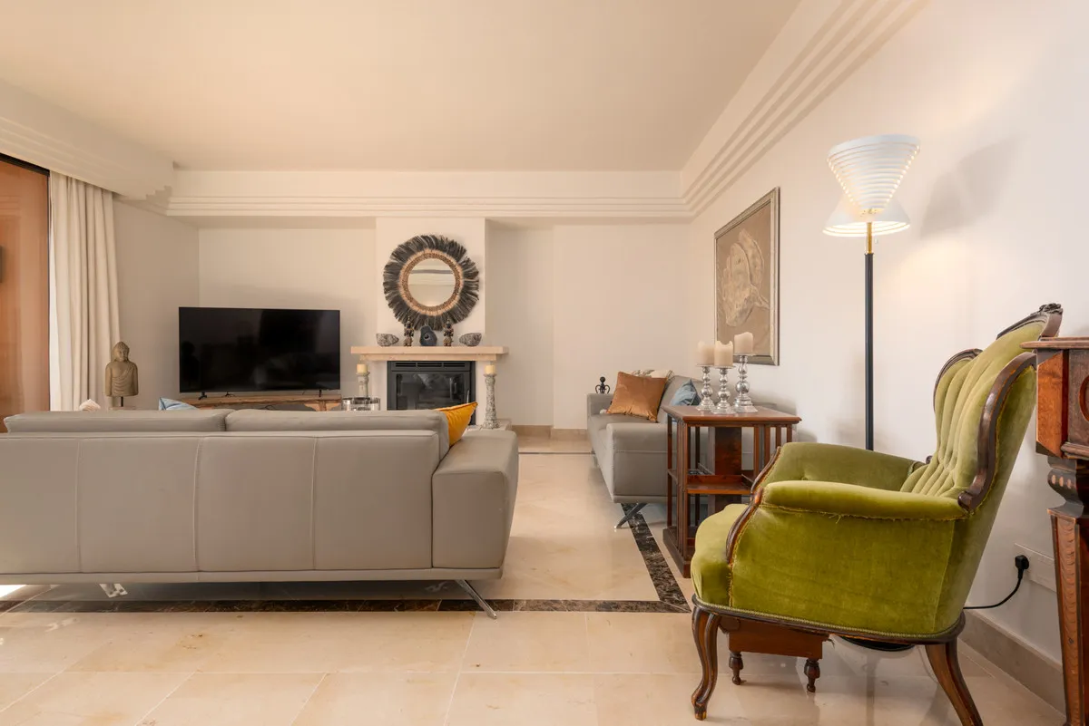 11eb8fbe-aadf-4cb6-bcfb-0190f9f7caf0