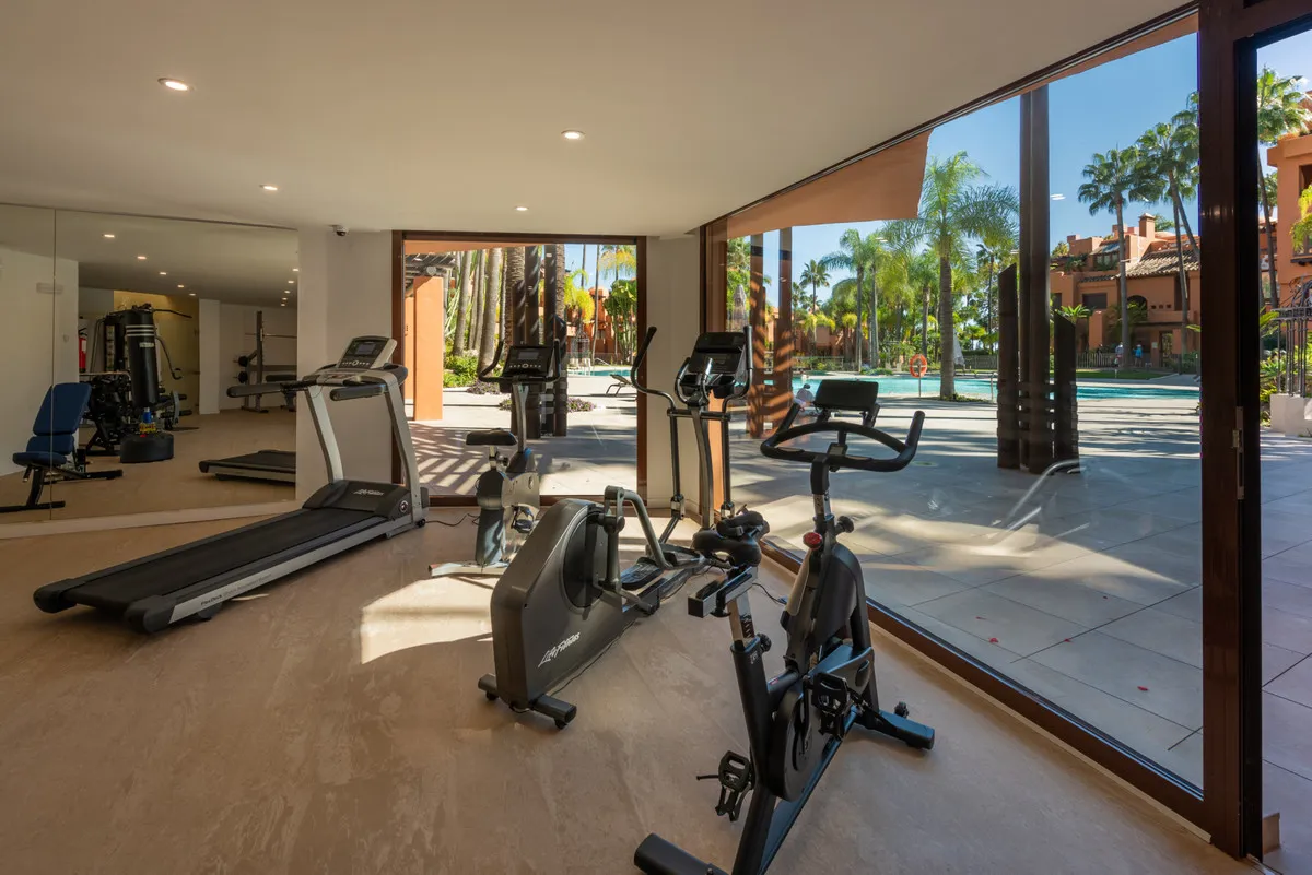 393a6494-dba3-4ec6-beeb-e3ac5f7ae69e