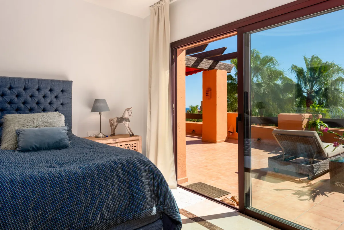 77e82c98-c064-4f13-8d46-051dd9b74206