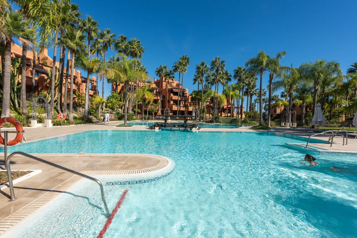 cea69988-8bc8-4634-80d0-e4b42cedbb04