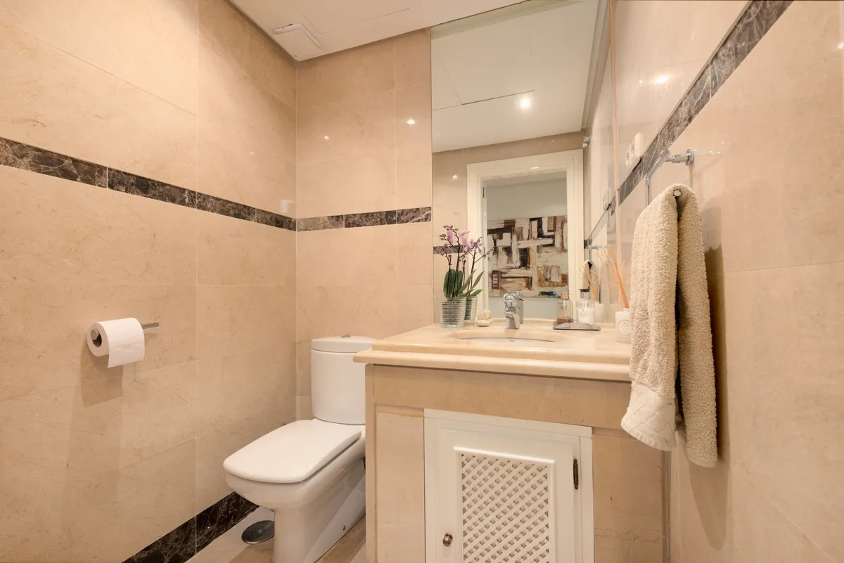 d04363a9-101d-41ed-848a-12c3affc44d1