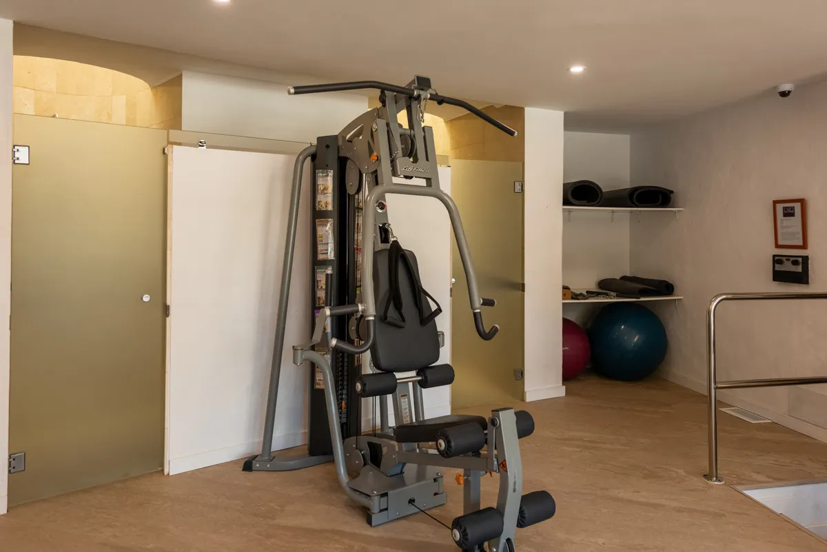 d0f6bda0-7260-4064-9a51-5811ab4ea376