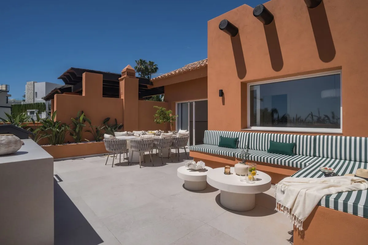 7071343f-dd96-4cd8-b67b-400ba19e3cb9