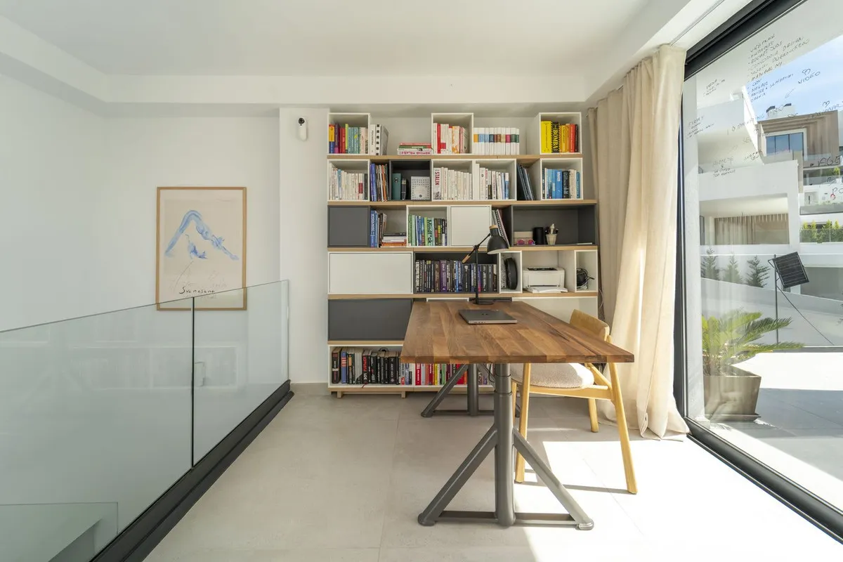 143a88f1-611c-4e4a-b9ae-8967e1a49317