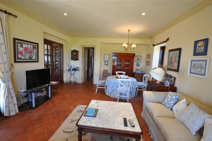 8d1a680b-fc74-44d4-8bb2-47eabed3c9d6