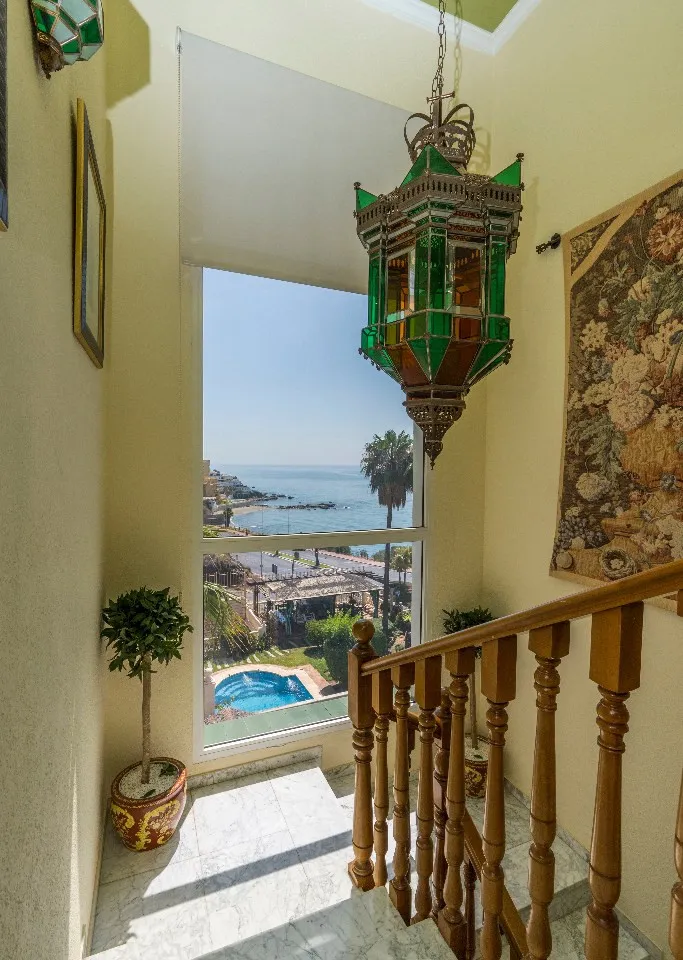 c29907e7-baa7-41ad-820e-8fef2742b6a3