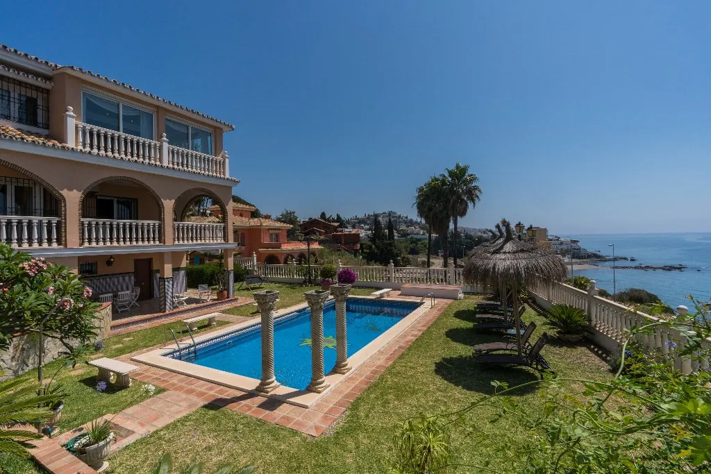 ce121bd1-f8ab-4322-b341-8b68c80af949