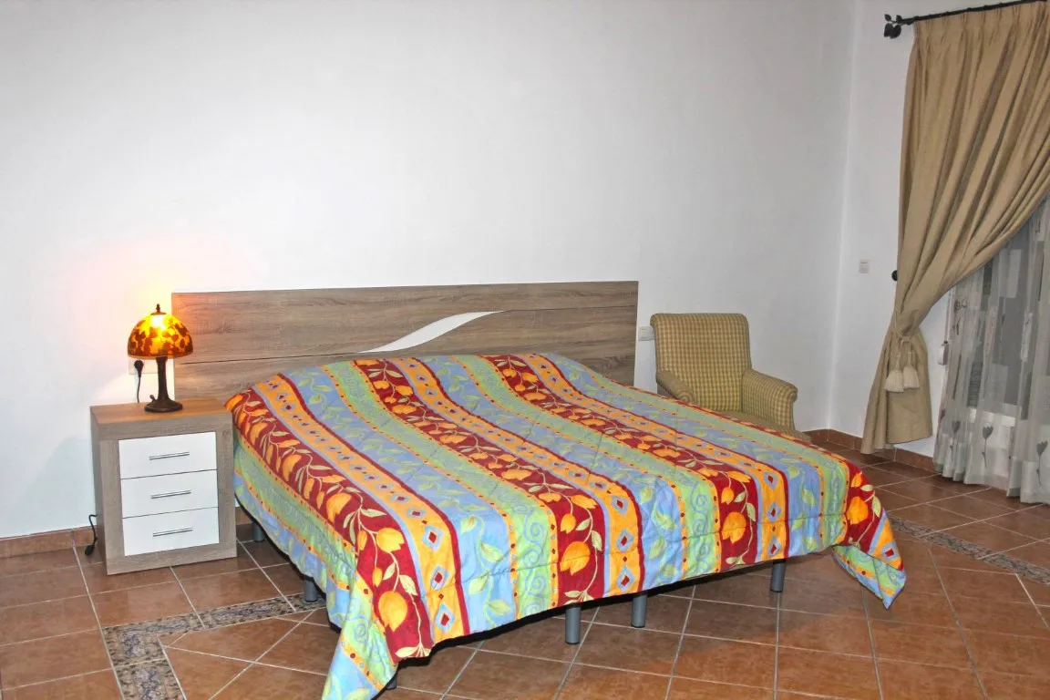 8e37edde-6c69-4625-9b6f-5a4db50e53d7