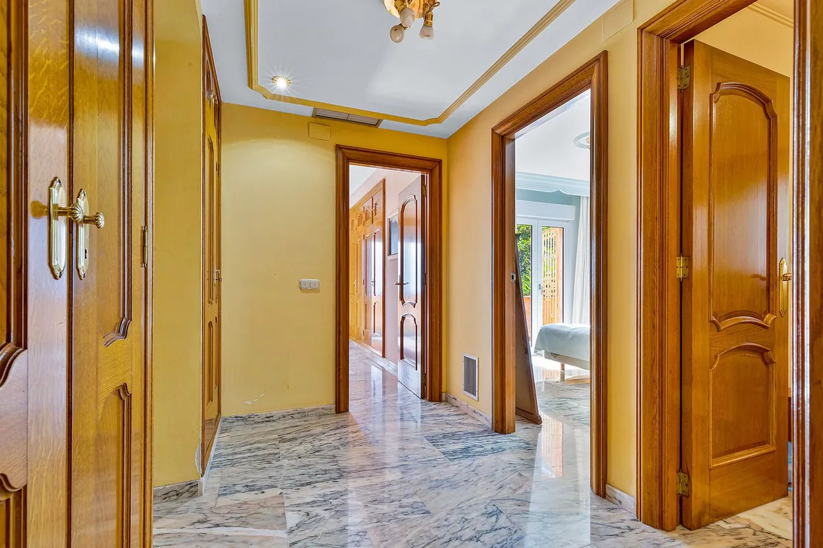 1c5c724f-5fb2-4067-8369-6bf5da15b2cb