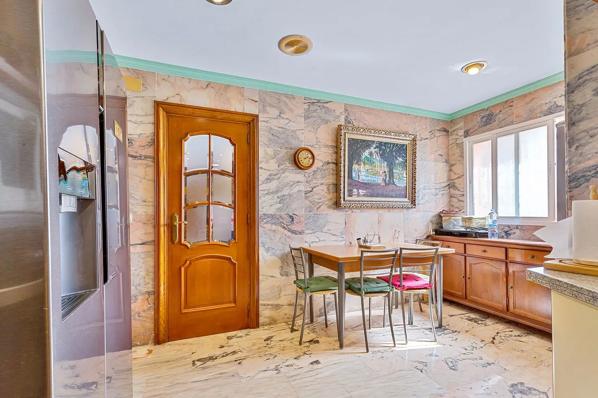 41cefd39-c1b9-4a26-8f31-4c303a40d39f