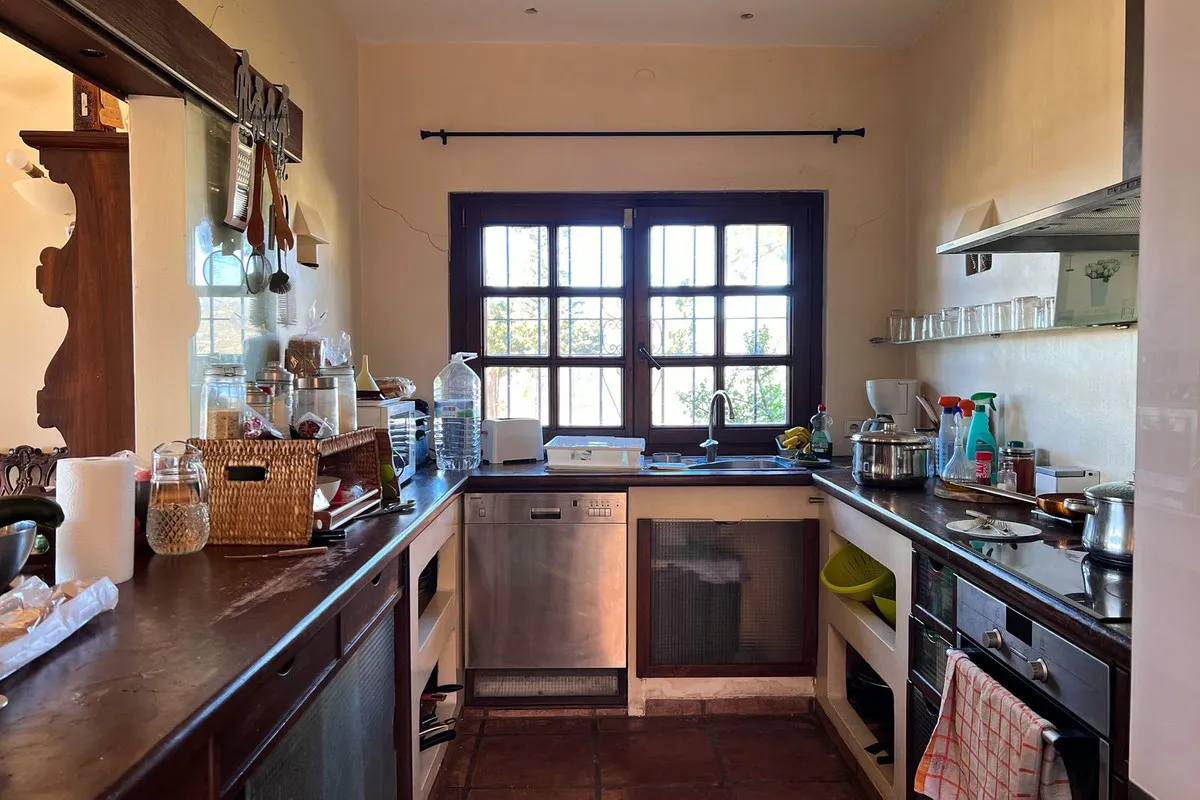 574675b3-186a-400a-bac3-b00edede56bf