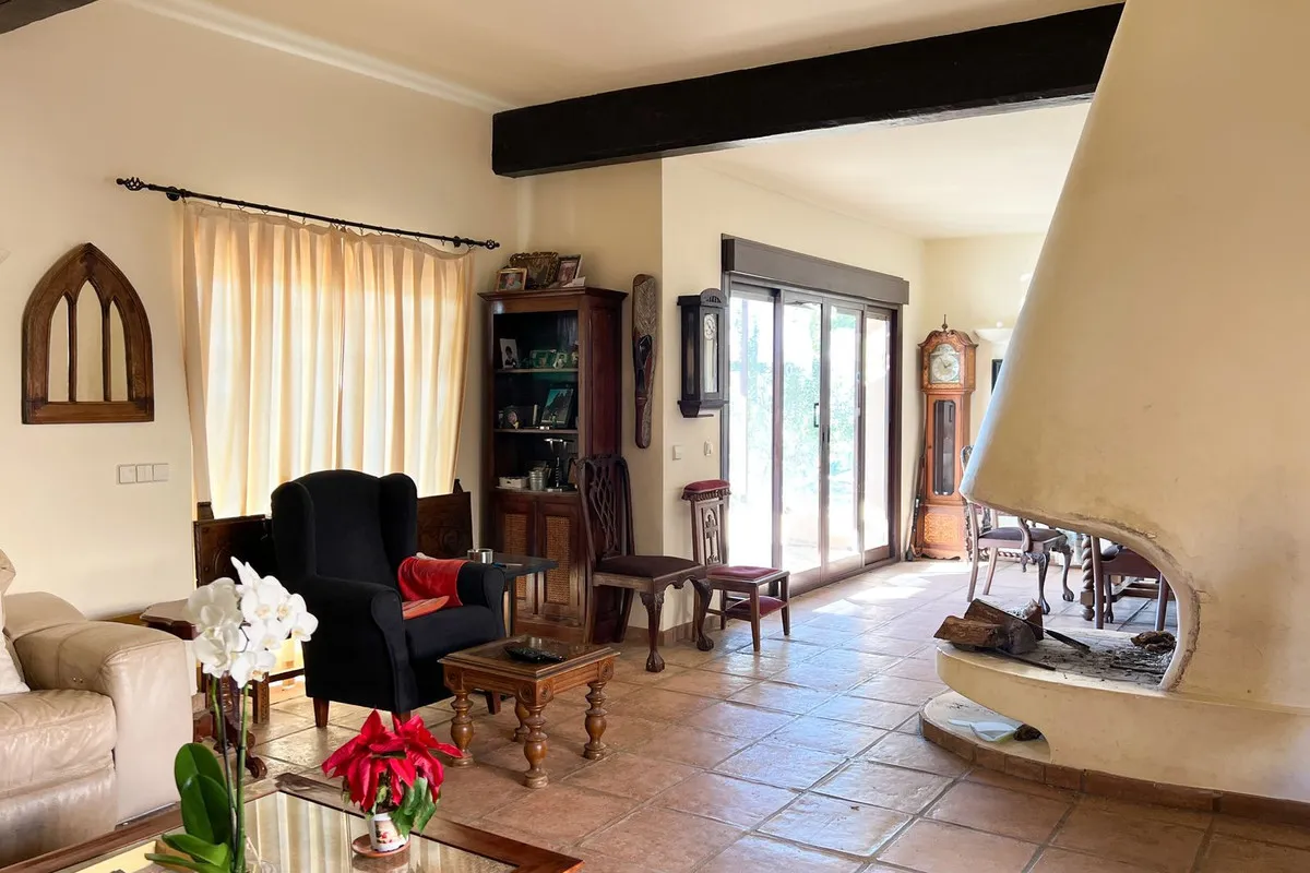 700d0bcd-8198-439e-8d90-e5c24cd71b51