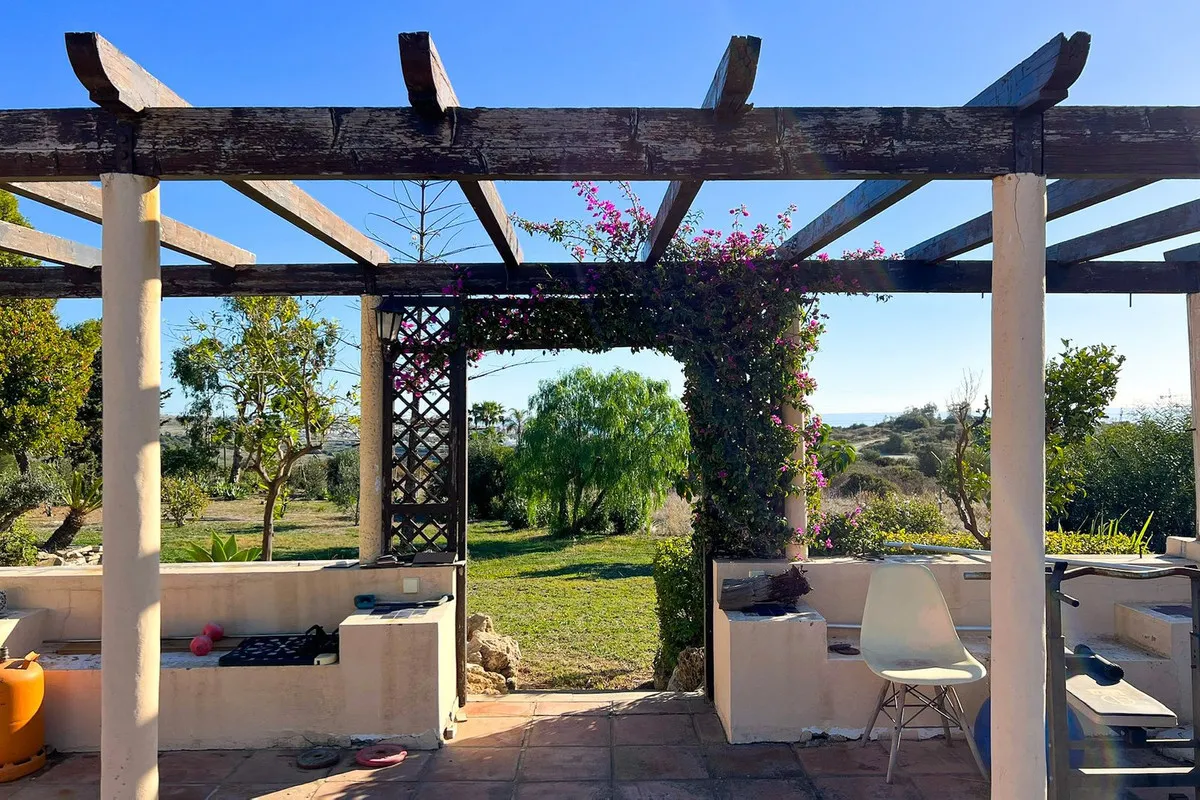 d8cb20a5-b599-4a45-800c-c5e9b1884782