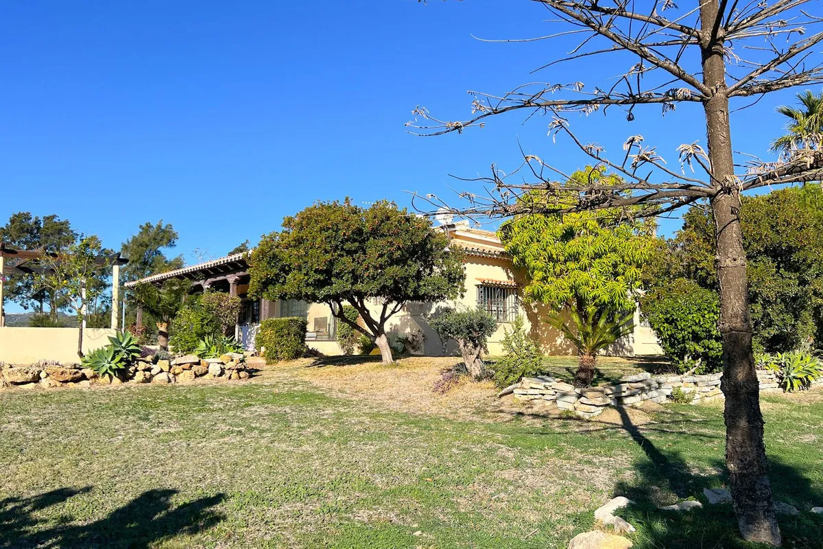 f9863e84-51ce-4833-a86b-afbf66913a1f