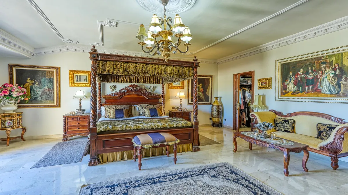 0da5e2e3-702e-4347-b1d0-201ee1c775a6