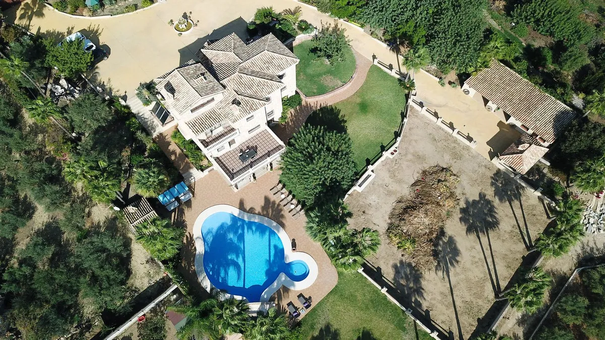 198b37b4-109b-4ef3-8495-95bfa9b4b3cf