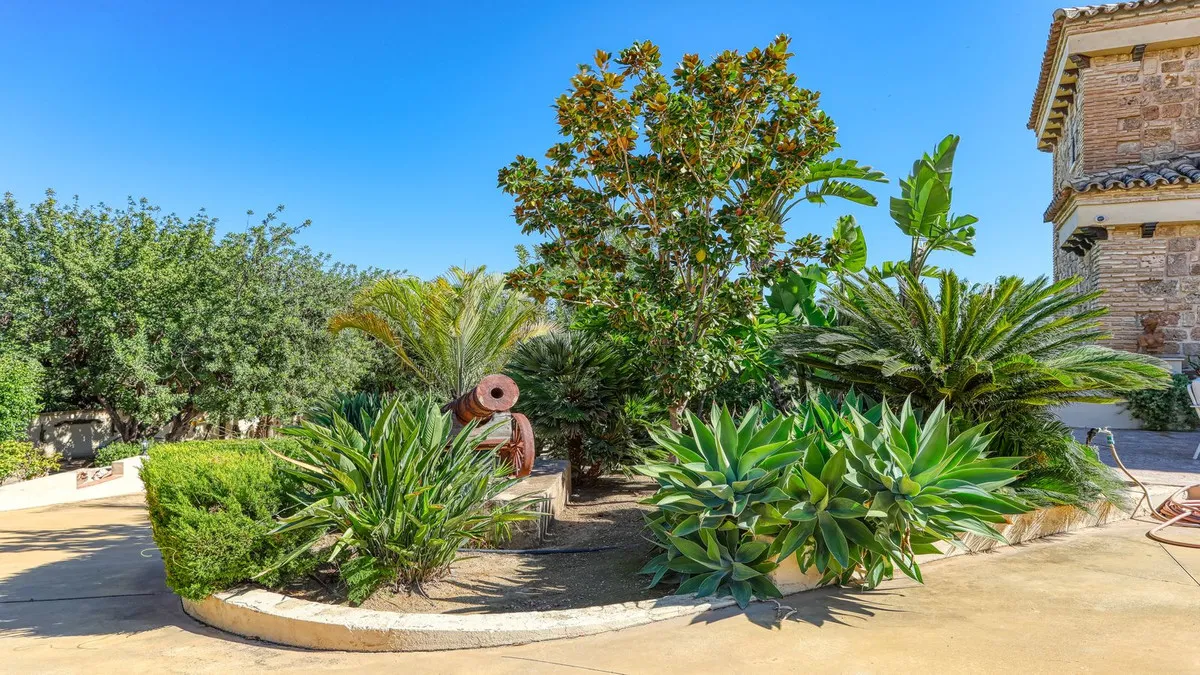 26176b1e-b83f-442d-a7ad-930d532fa457