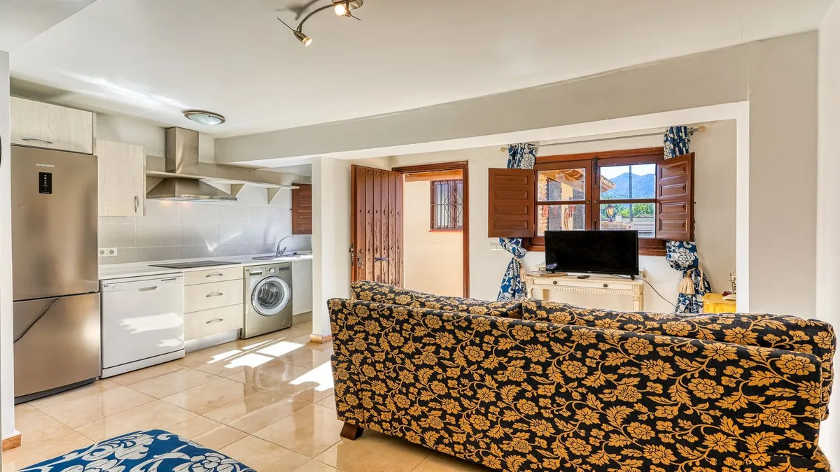 3382030e-8b68-46da-8553-bd38583e37e5