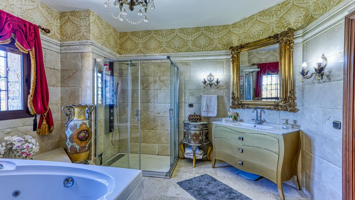 4963e728-15fc-4548-942e-6b5af20a0828