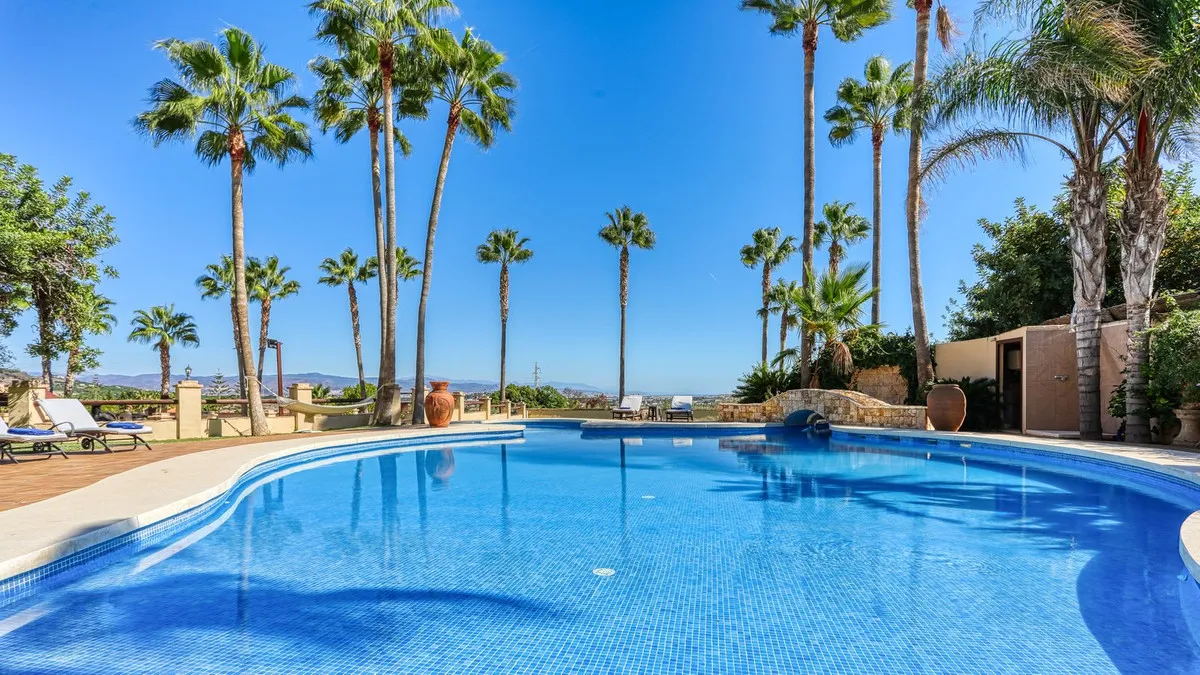 5f11e8cb-069d-4755-b3d8-abae1c7252fc