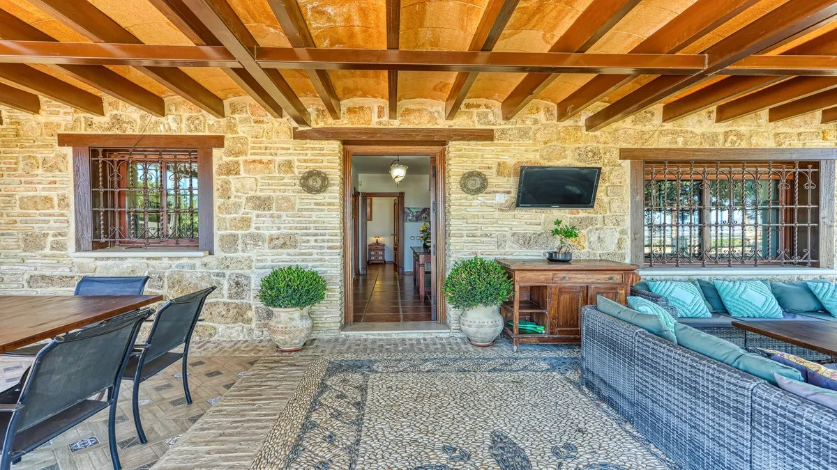 b339fc70-921e-40d7-bbec-282addacdbd3